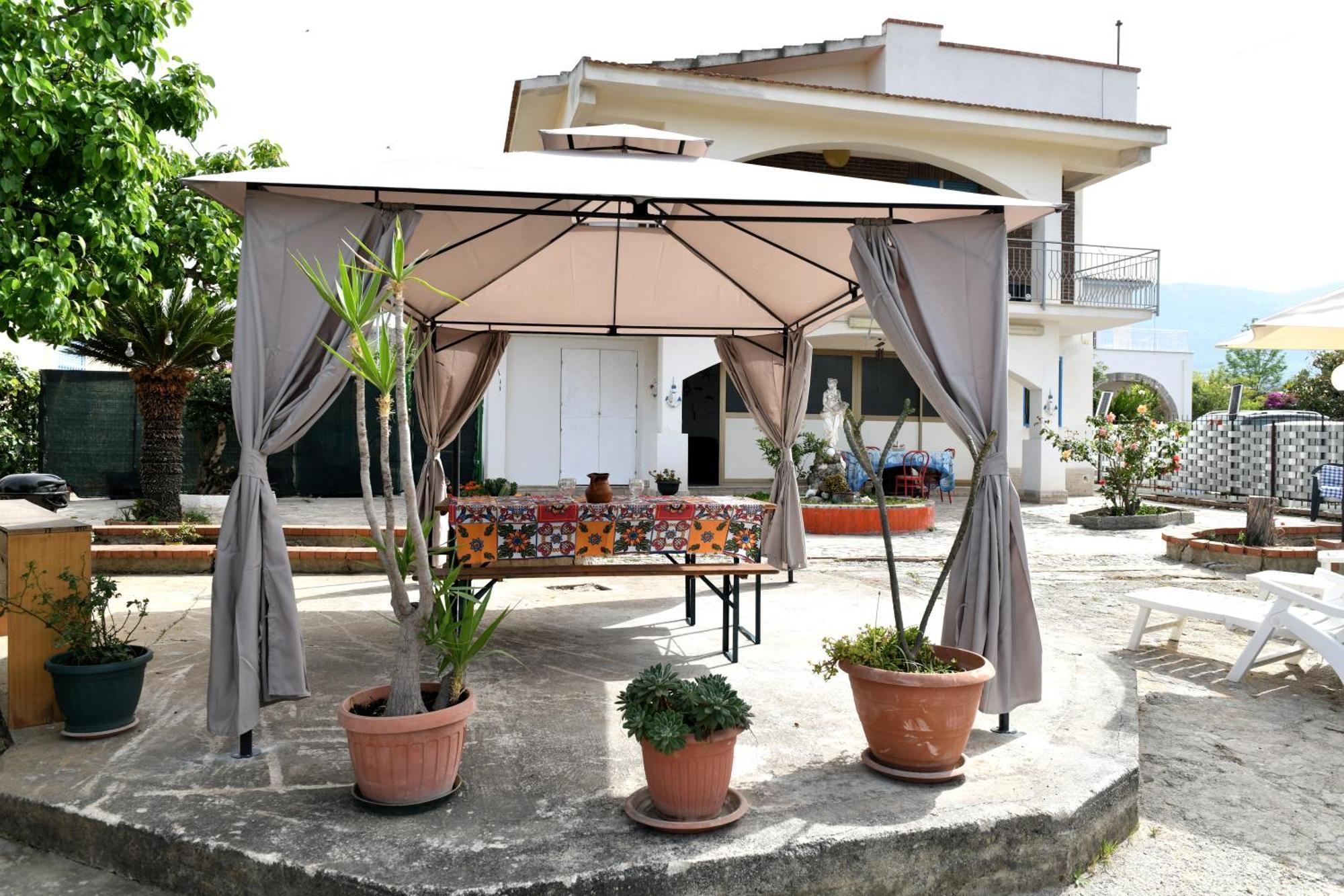 Anastasia's House Holiday home Trabia